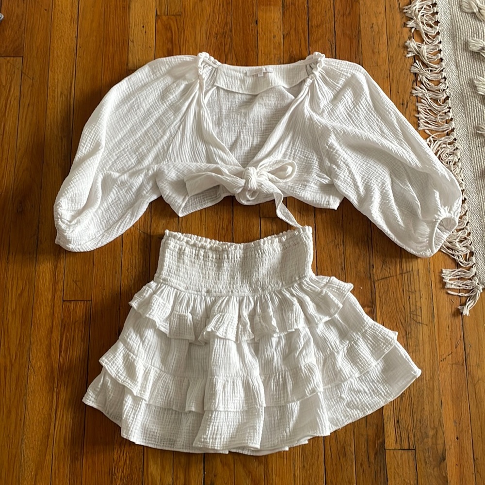 Two piece white set (Cattivo)